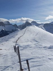 Manque de neige, mais sauvage, joli et vent&eacute; !