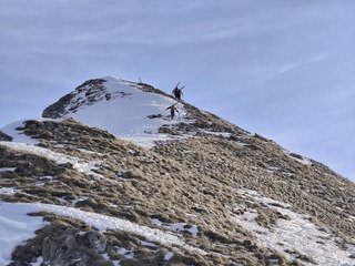 Attention, couche fragile persistante