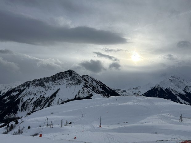 Cache-cache avec le soleil 