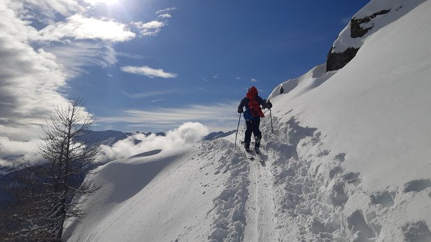 300 D+ max J2 &Ccedil;a frise l'ind&eacute;cence 