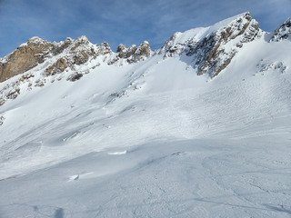Bon freeride au dessus de 2300 m