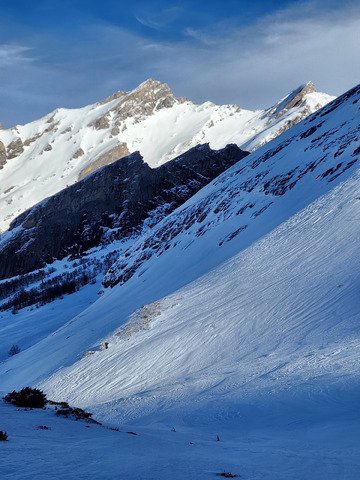Bon freeride au dessus de 2300 m