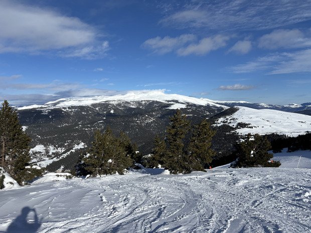 Soleil et neige fra&icirc;che &agrave; La Molina !