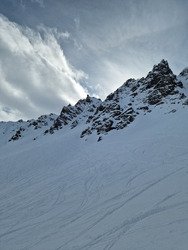 Aiguilles perc&eacute;e 