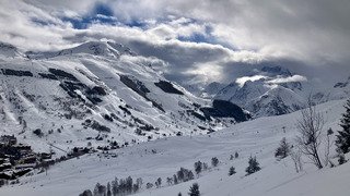 Peuff dans les nuages!