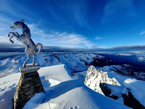 Belle chevauch&eacute;e poudreuse sur le Cheval Noir