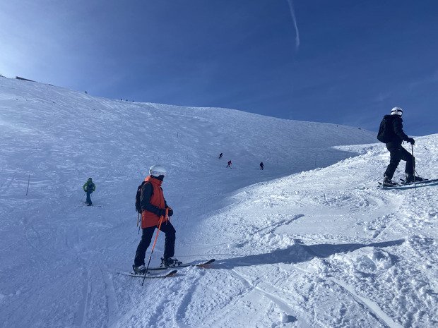 Peu de monde, du soleil et de la bonne neige ✨