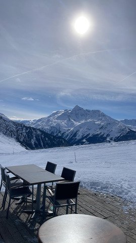 Peu de monde, du soleil et de la bonne neige ✨