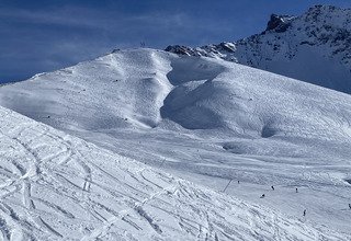 Profiter du soleil sur l'un des rares domaines skiables de Maurienne expos&eacute;s plein sud !