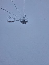 Tours sur l'eterlou, bien poudreux mais prudence 4/5 ⚠️