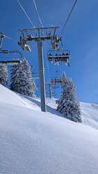 Deux journ&eacute;es &agrave; l'heure !