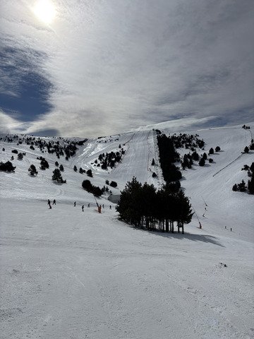 Vent et neige dure en Cerdagne