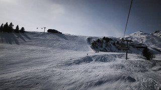 &Ccedil;a taille serr&eacute; &agrave; courch'