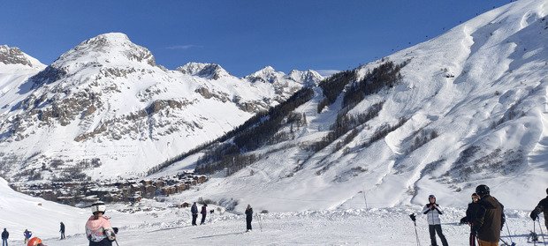 Murs de bosses au top et (bonne) poudre dense