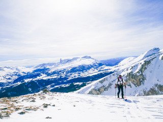 J'suis content c'est l'printemps, aujourd'hui j'ai rien &agrave; faire, quelle aubaine turlutaine