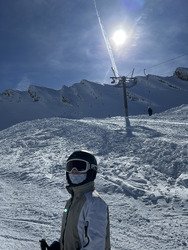 Vous pr&eacute;f&eacute;rez b&eacute;ton ou poudreuse ?😂