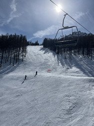 Seuls sur les pistes
