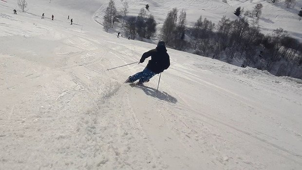 Des bons cr&eacute;neaux pour carving pistes et du bon d&eacute;caill&eacute;