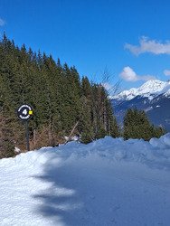 Une bonne journ&eacute;e ride au soleil entre skipasseurs 🤙