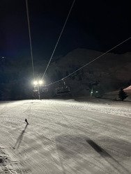 Nocturne sur grattons et neige dure