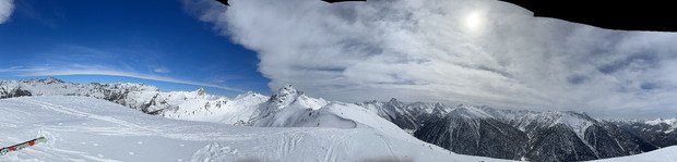 J2 : sur le toit du monde, ou presque