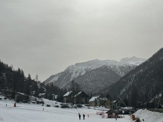 Entre le sable et la poudre