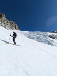 Voyage au pays des s&eacute;racs: vall&eacute;e noire, skyway Pointe Hellbroner