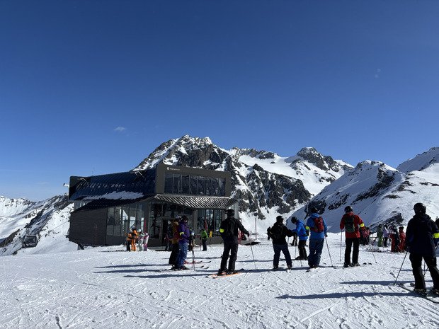 #42, deux salles deux ambiances 🌞⛅️