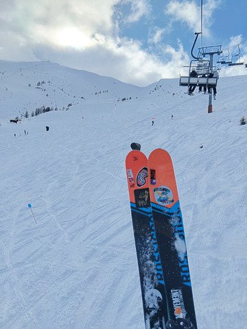 Fin d'apr&egrave;m mitig&eacute;e