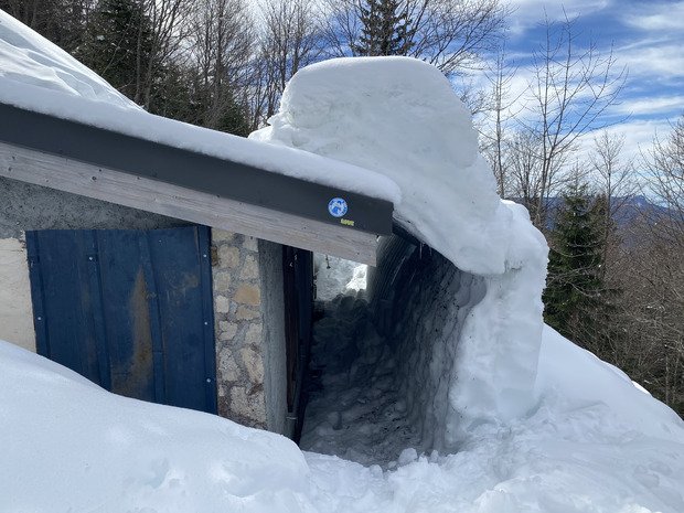 Une belle avalanche de lourde sur Chamechaude&hellip; 