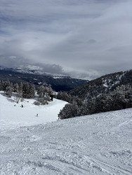 Conditions presque hivernales &agrave; Masella au-dessus de 2000m