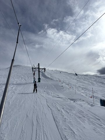 Conditions presque hivernales &agrave; Masella au-dessus de 2000m