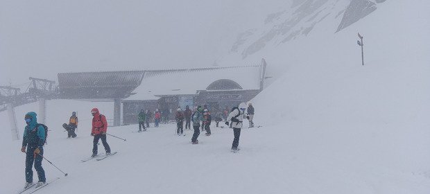 De la poudre jusqu'aux genoux