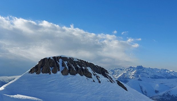 Une fois n'est pas coutume, un peu de pistes 😃😎