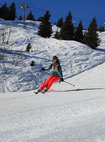 Un jeudi avec soleil, super neige et des cools personnes :) 
