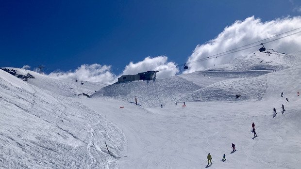 Du bon ski avant le mauvais temps. 