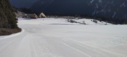 Doux/Velour puis Couvert/Dur : une salle, deux ambiances. 