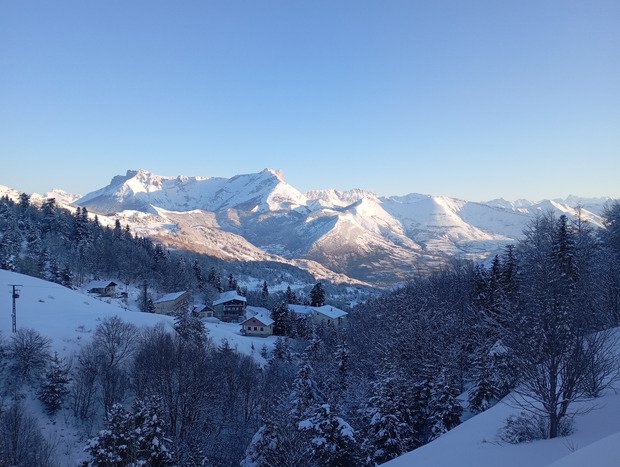 Hold up matinal pr&eacute; boulot &agrave; C&eacute;uze 
