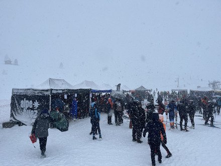 Et &ccedil;a continue encore et encore 