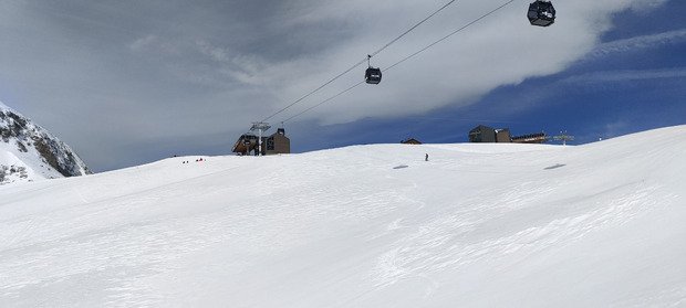 Ambiance printani&egrave;re (jusque vers 15h) mais neige hivernale