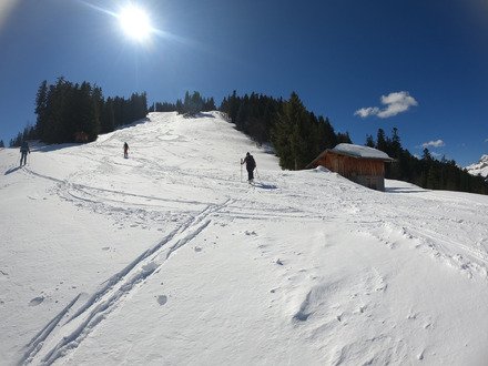 Quand les stations ferment, les randonneurs dancent