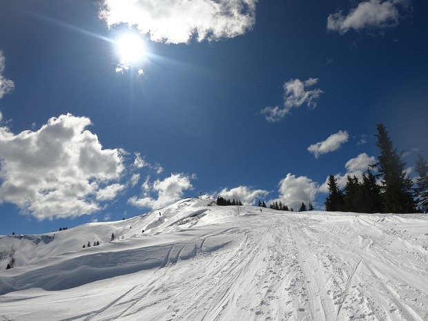 Quand les stations ferment, les randonneurs dancent