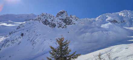 Pas vraiment de point commun avec hier