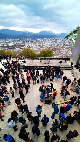 Ultravirage dans la ville de Skipass, c'est top !