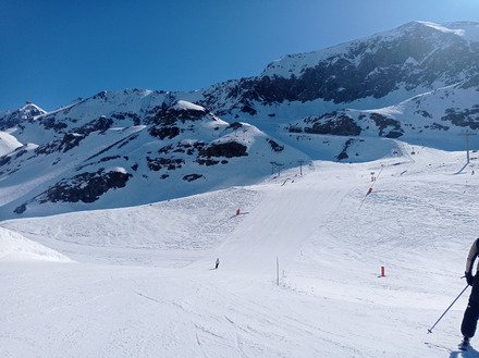 Du c&ocirc;t&eacute; de Marmottes et li&egrave;vre blanc