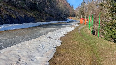 Neige saupoudr&eacute;e de sable et pollen, un r&eacute;gal 😂