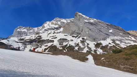 Neige saupoudr&eacute;e de sable et pollen, un r&eacute;gal 😂