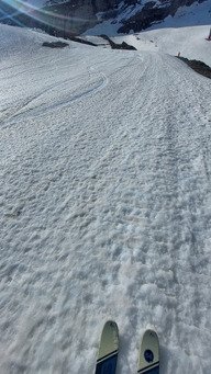 Neige saupoudr&eacute;e de sable et pollen, un r&eacute;gal 😂