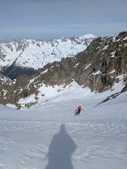 But au pas de ch&egrave;vre (compl&eacute;ment) 
