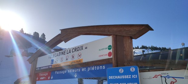 Un dinosaure, des potes et une super journ&eacute;e en Terre Inconnue :) 